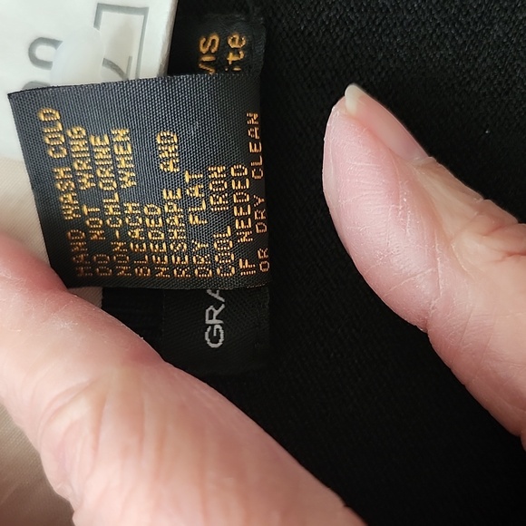 Vintage Silk Skirt (Medium) and Grace Dane Lewis Knit Top Small, $68 - Picture 7 of 16